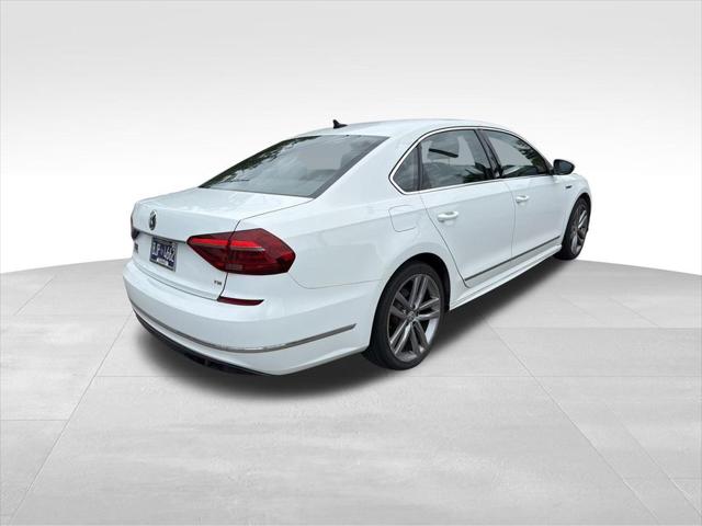 2017 Volkswagen Passat 1.8T R-Line