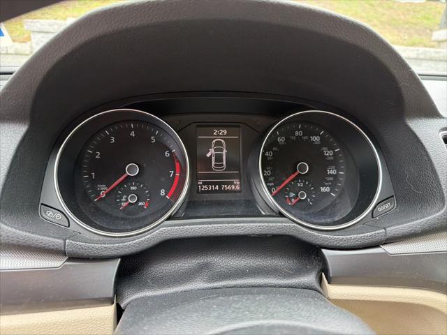 2017 Volkswagen Passat 1.8T R-Line