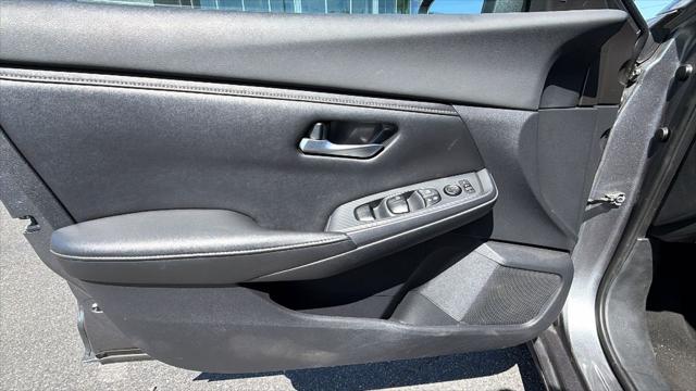 2021 Nissan Sentra SV Xtronic CVT