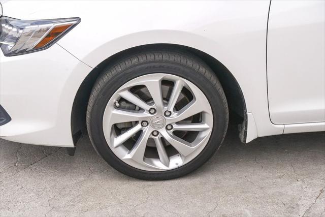 2017 Acura ILX Premium Package