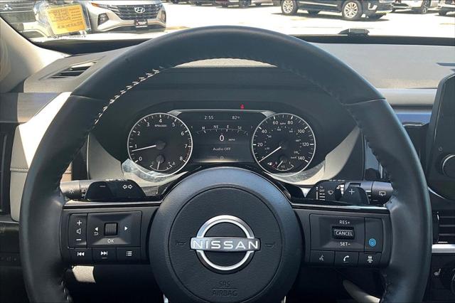 2024 Nissan Pathfinder SL FWD