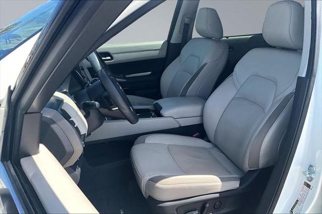 2024 Nissan Pathfinder SL FWD