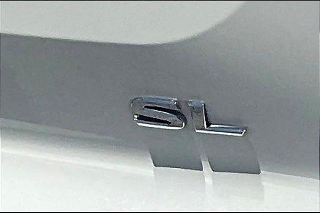 2024 Nissan Pathfinder SL FWD