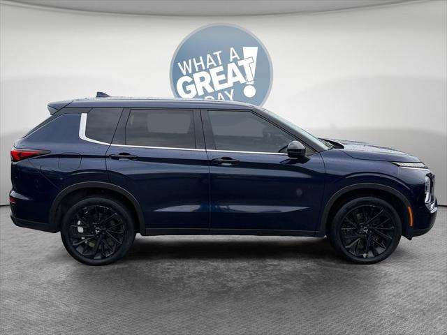 2022 Mitsubishi Outlander Black Edition S-AWC