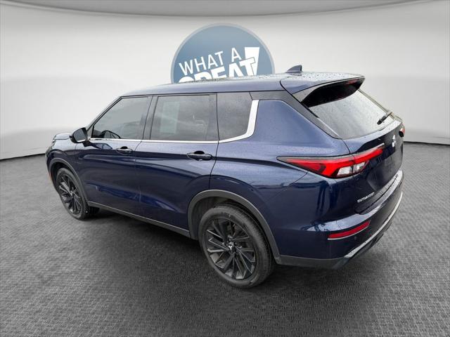 2022 Mitsubishi Outlander Black Edition S-AWC