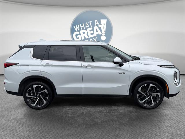 2025 Mitsubishi Outlander PHEV SE S-AWC