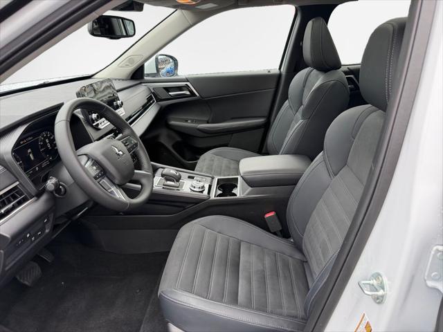 2025 Mitsubishi Outlander PHEV SE S-AWC