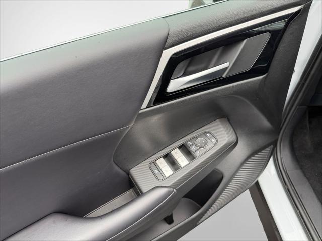 2025 Mitsubishi Outlander PHEV SE S-AWC