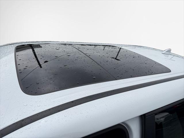 2025 Mitsubishi Outlander PHEV SE S-AWC