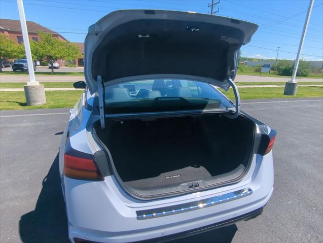 2023 Nissan Altima SR Intelligent AWD