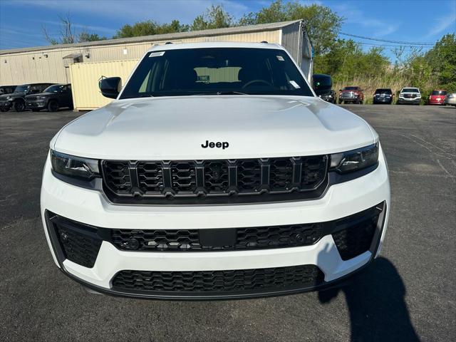 2026 Jeep Grand Cherokee L 85th Anniversary Edition