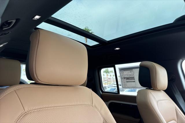 2026 Land Rover Defender P400 X-Dynamic SE