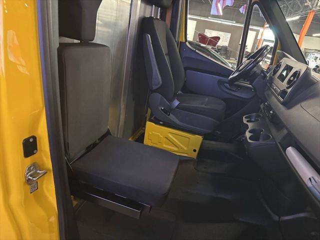 2021 Mercedes-Benz Sprinter 2500 High Roof I4