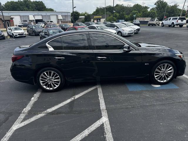 2018 INFINITI Q50 2.0t LUXE