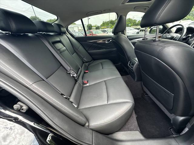 2018 INFINITI Q50 2.0t LUXE