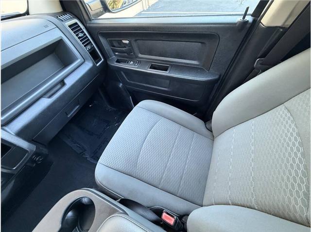 2018 Ram 1500 Express Quad Cab 4x4 6'4" Box