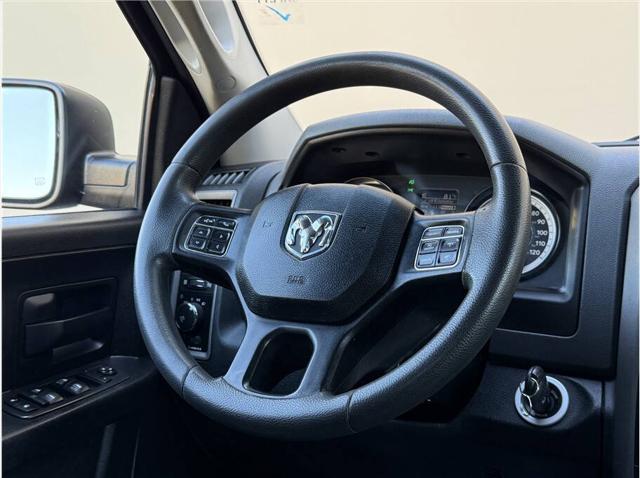 2018 Ram 1500 Express Quad Cab 4x4 6'4" Box