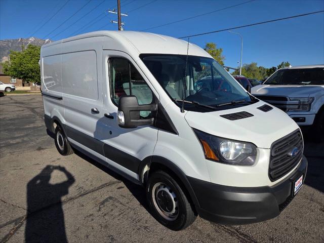 2017 Ford Transit 250 3dr SWB Medium Roof Cargo Van w/Sliding Passenger Side Door
