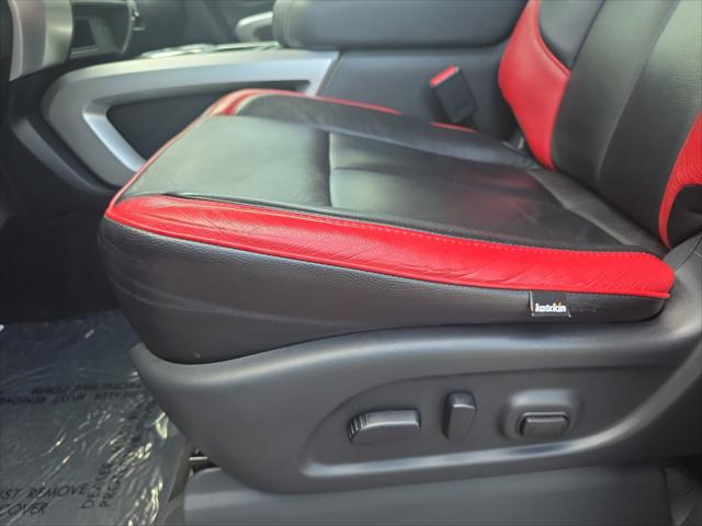2020 Nissan Titan Crew Cab SV 4x2