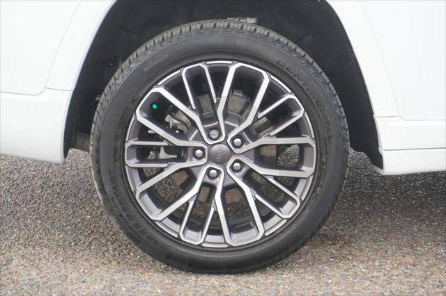 2025 Jeep Grand Cherokee L Summit Reserve 4x4