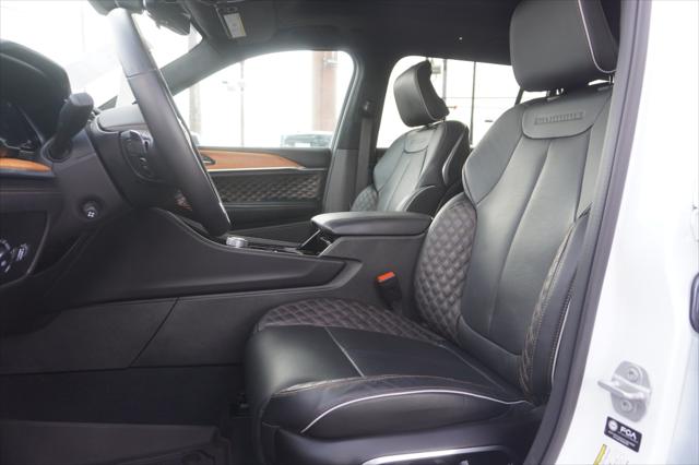 2025 Jeep Grand Cherokee L Summit Reserve 4x4