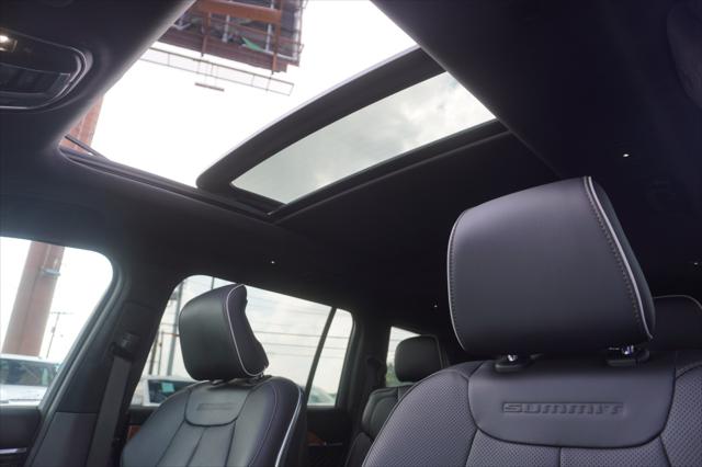 2025 Jeep Grand Cherokee L Summit Reserve 4x4