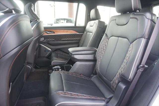 2025 Jeep Grand Cherokee L Summit Reserve 4x4