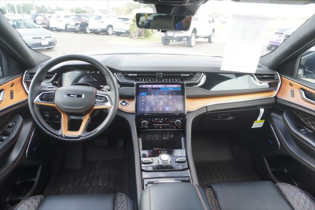 2025 Jeep Grand Cherokee L Summit Reserve 4x4