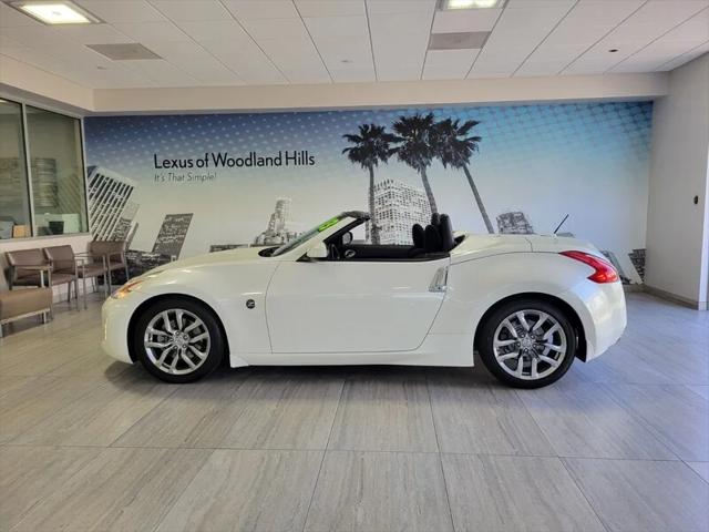2013 Nissan 370Z BASE