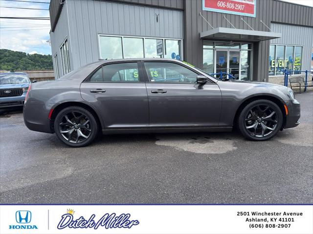 2022 Chrysler 300 S