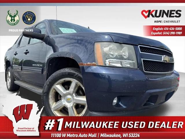 2011 Chevrolet Avalanche LT1 for sale in Milwaukee, WI