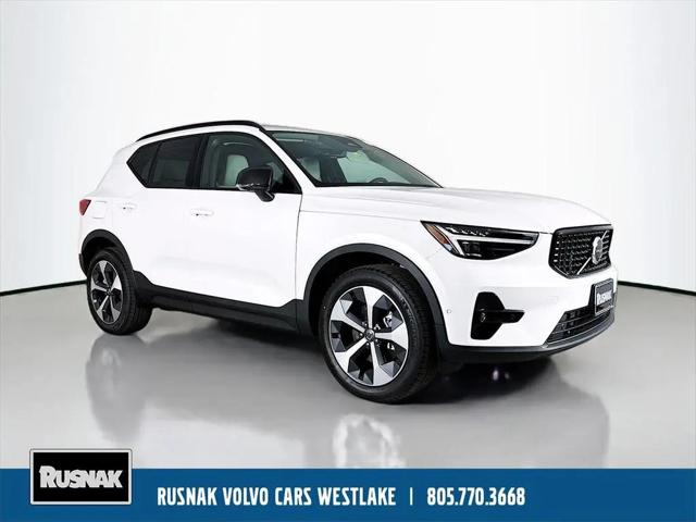 2026 Volvo XC40 Plus, B5 AWD Gas (mild hybrid), Dark for sale in Thousand Oaks, CA