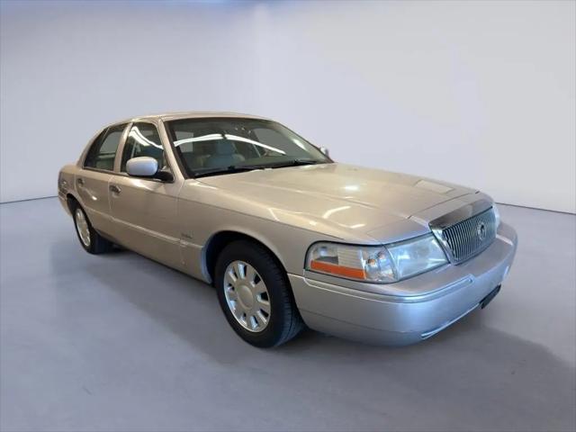 2004 Mercury Grand Marquis LS for sale in Brunswick, OH