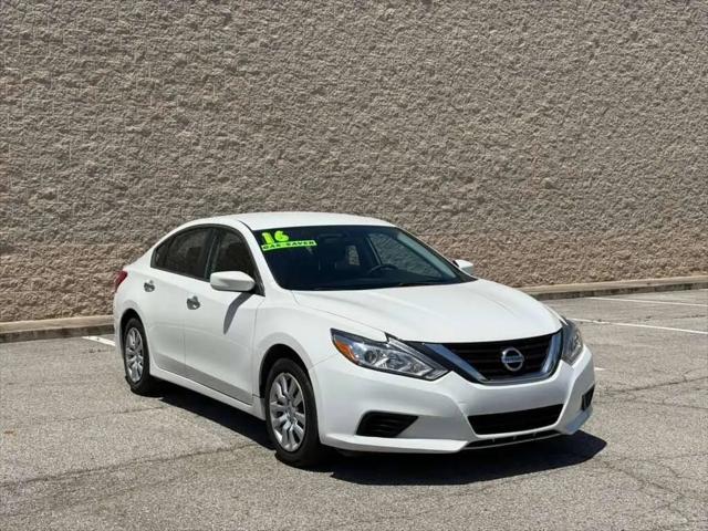 2016 Nissan Altima 2.5 for sale near Newark, OH