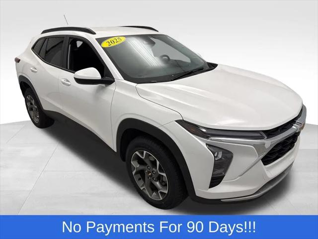2025 Chevrolet Trax FWD LT for sale in Portage, WI