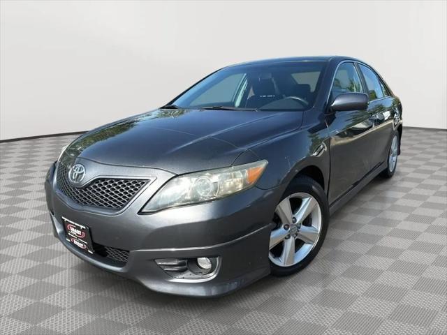 2011 Toyota Camry SE for sale in Madison, WI