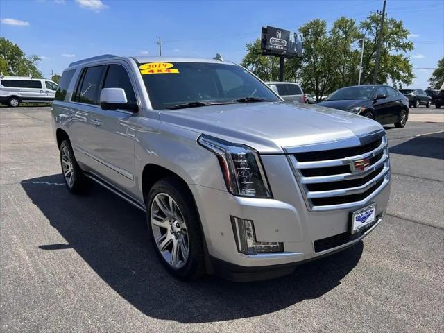 2019 Cadillac Escalade Premium Luxury for sale in Cedarville, IL
