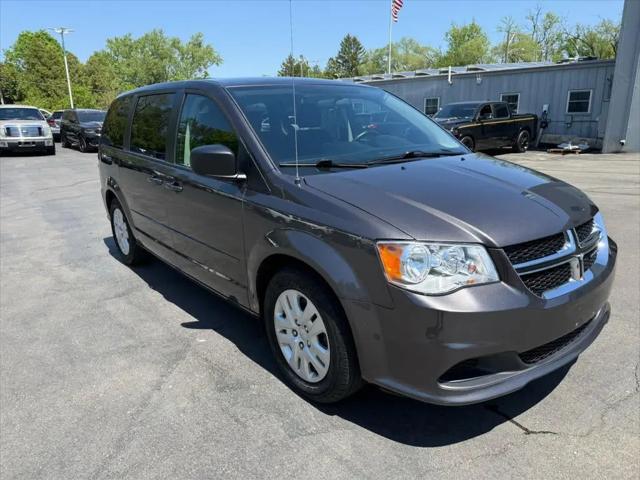 2016 Dodge Grand Caravan SE for sale in Cedarville, IL