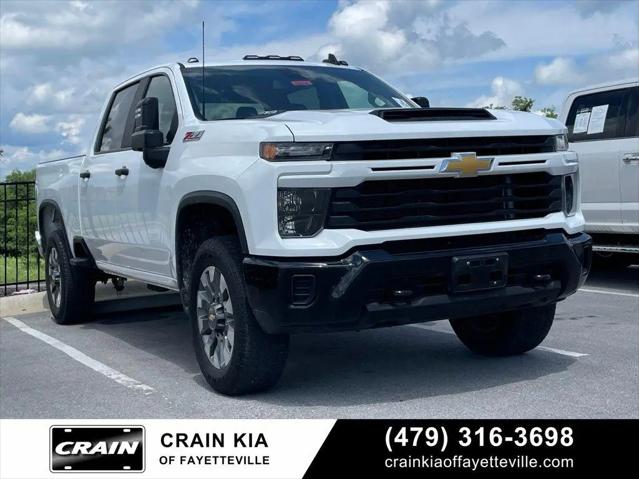 2024 Chevrolet Silverado 2500HD 4WD Crew Cab Standard Bed Custom for sale in Fayetteville, AR