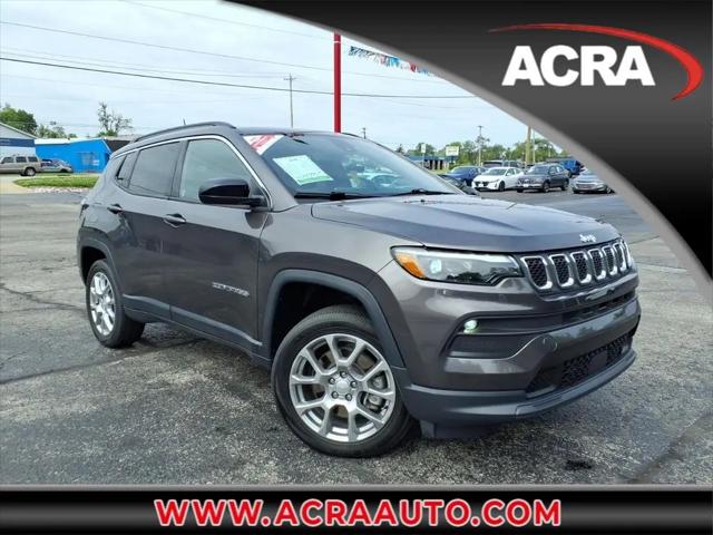 2023 Jeep Compass Latitude Lux FWD for sale in Shelbyville, IN