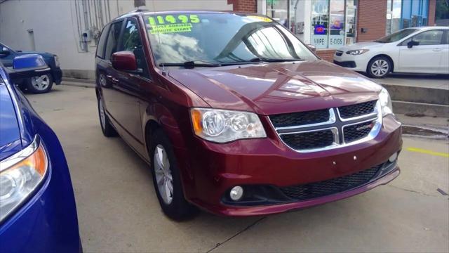 2020 Dodge Grand Caravan SXT for sale in Topeka, KS