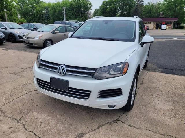 2014 Volkswagen Touareg TDI Sport for sale in Shakopee, MN