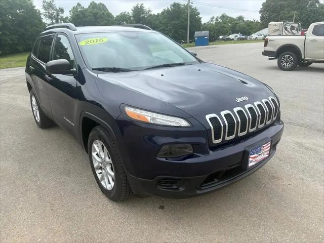 2016 Jeep Cherokee Sport for sale in Brandenburg, KY