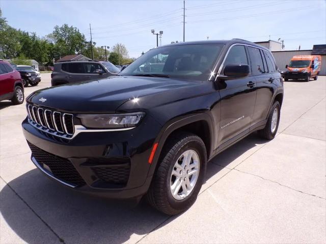 2024 Jeep Grand Cherokee Laredo 4x4 for sale in Decatur, IN