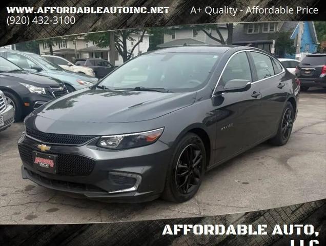 2017 Chevrolet Malibu 1LT for sale in Green Bay, WI
