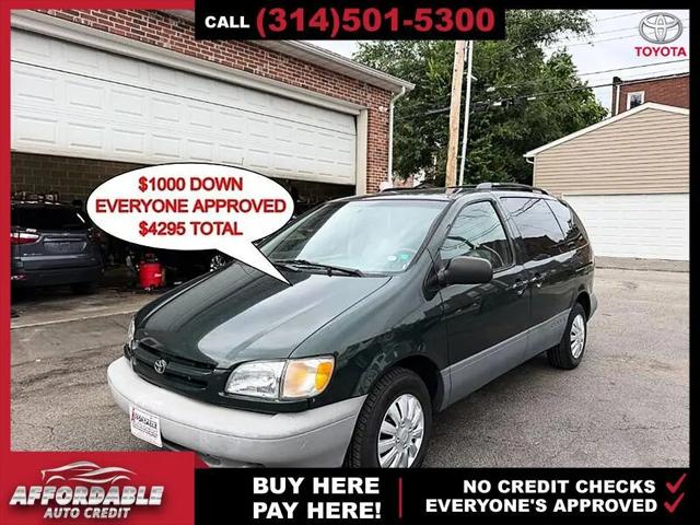 2000 Toyota Sienna LE for sale in St. Louis, MO