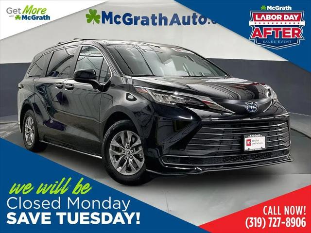 2022 Toyota Sienna LE for sale in Iowa City, IA
