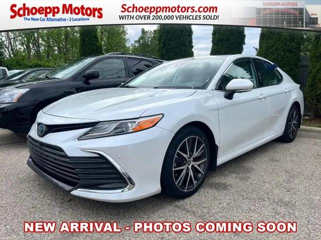 2022 Toyota Camry XLE Hybrid for sale in Madison, WI