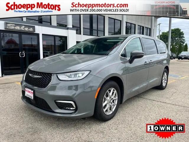 2023 Chrysler Pacifica Touring L for sale in Madison, WI