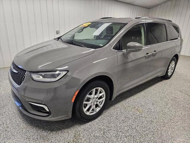 2022 Chrysler Pacifica Touring L for sale in North Sioux City, SD